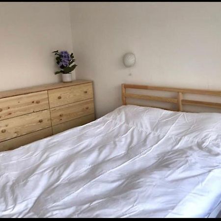 Great Price, Lovely Comfy Flat.2 Mins From The Sea Lyme Regis Eksteriør bilde